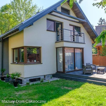 הוילה Malkinie Czarny Kot Mazury Dom Caloroczny מראה חיצוני תמונה