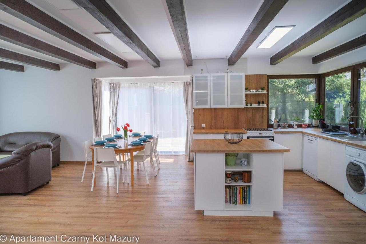 הוילה Malkinie Czarny Kot Mazury Dom Caloroczny מראה חיצוני תמונה
