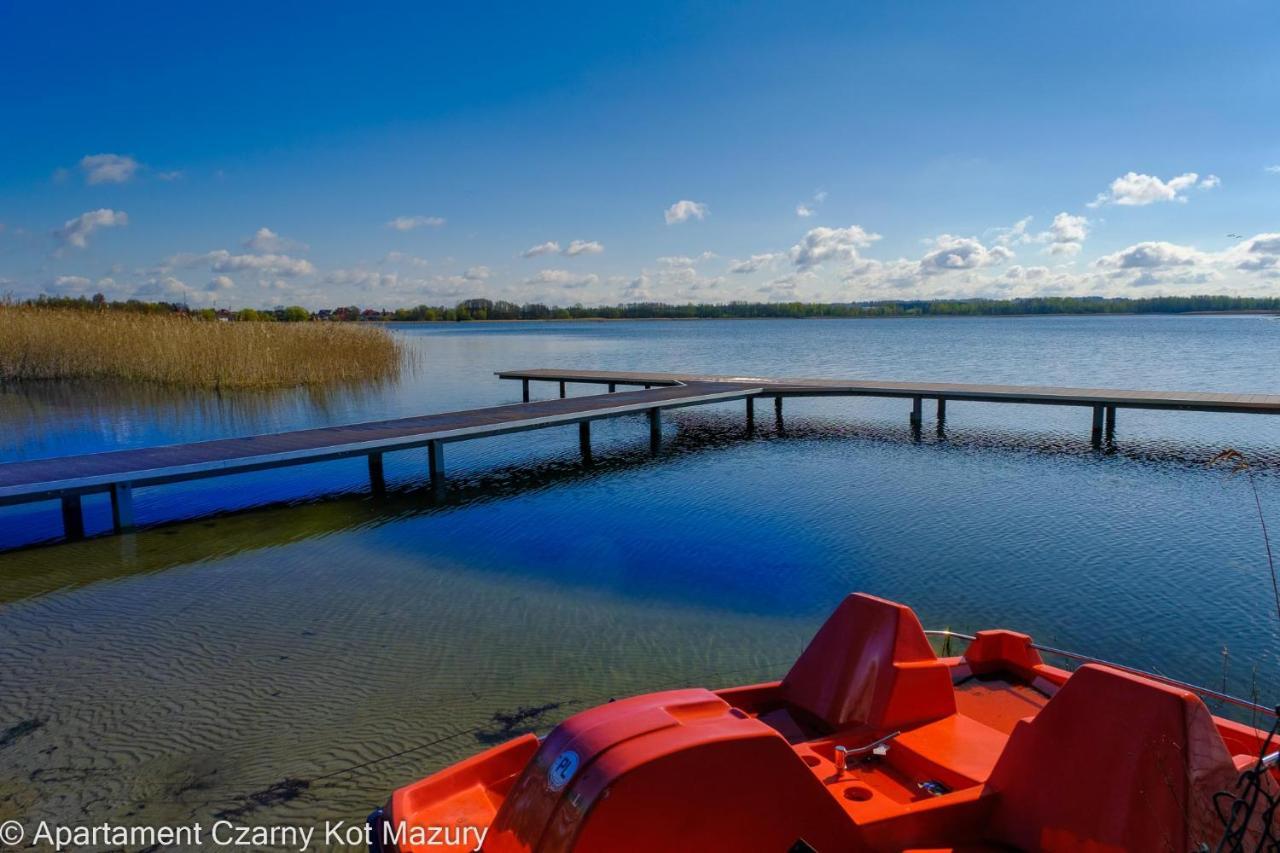 הוילה Malkinie Czarny Kot Mazury Dom Caloroczny מראה חיצוני תמונה